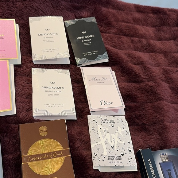 New designer sample spray colognes 20 samples great for travel - Picture 3 of 4